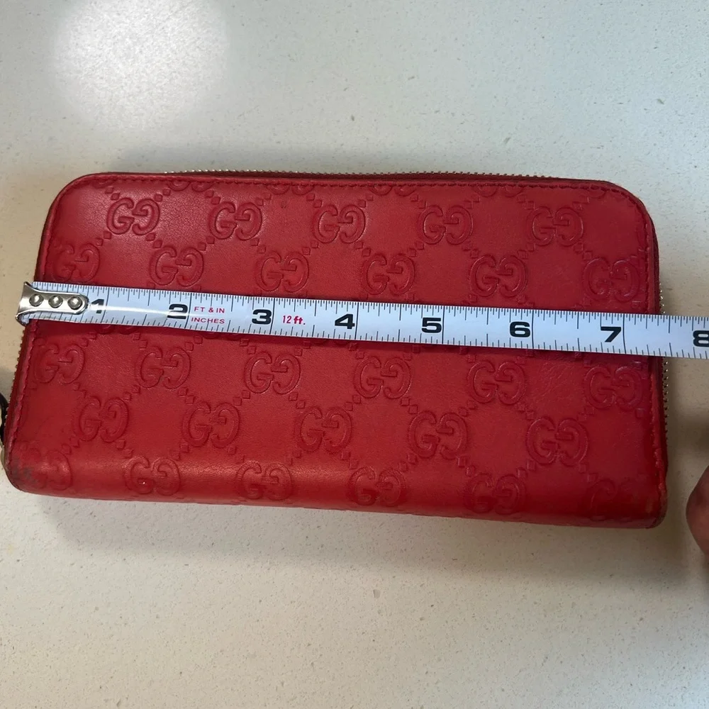Gucci Red Embossed Leather Wallet - Picture 10 of 11